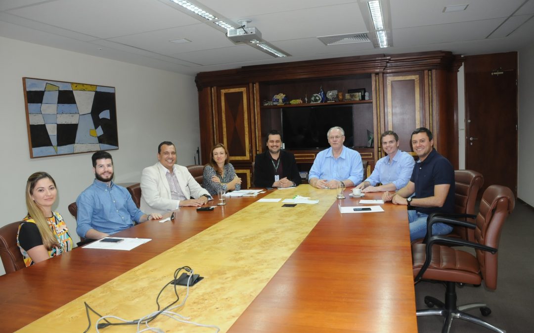 Reunião com o secretário de Defesa Social de Curitiba Guilherme Rangel e o vereador Bruno Pessuti